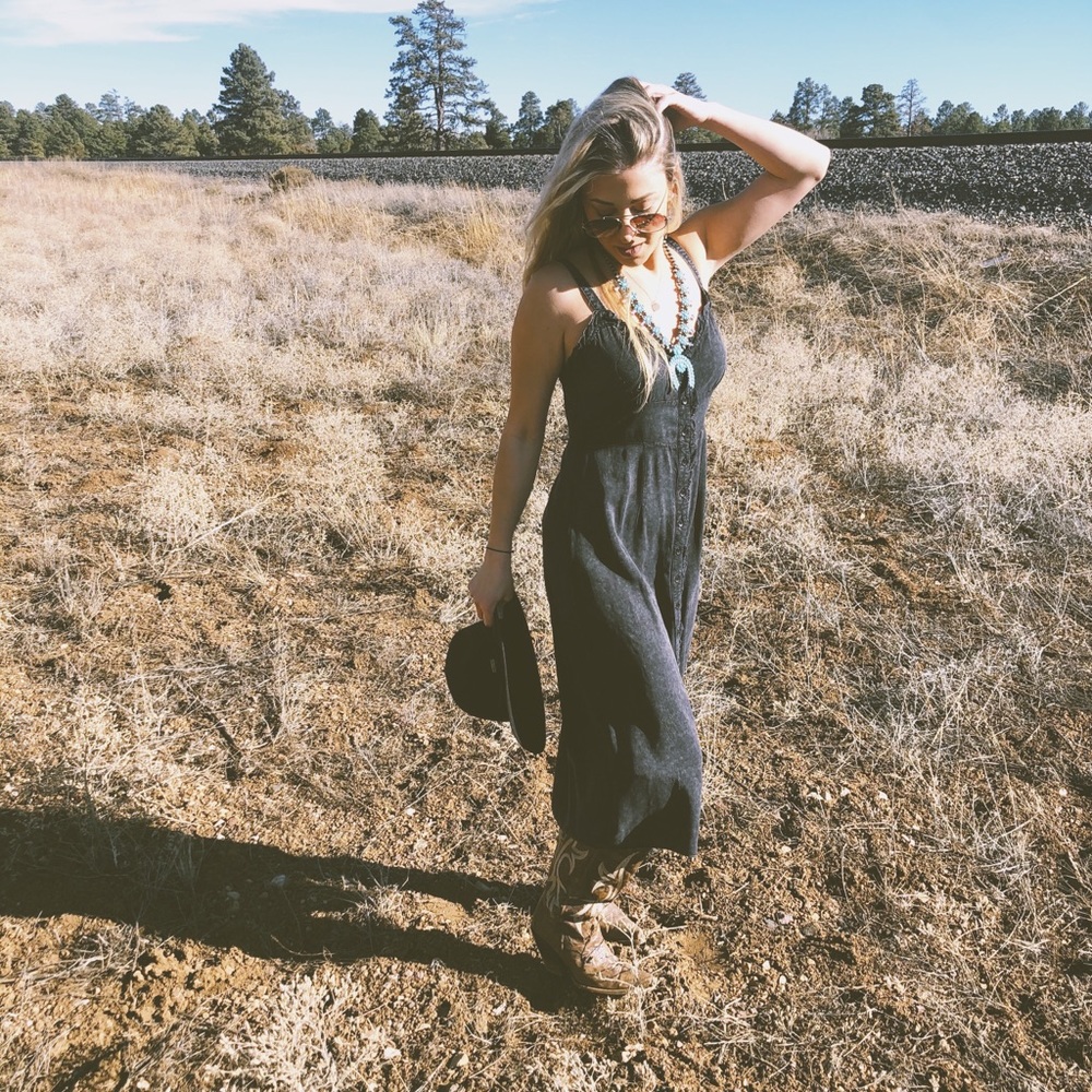 Long gorgeous hippie/western dress !!